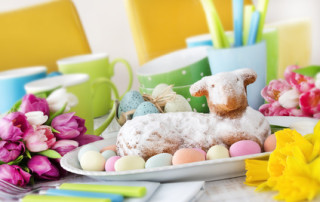 Ostern - Kuchen und Ostereier